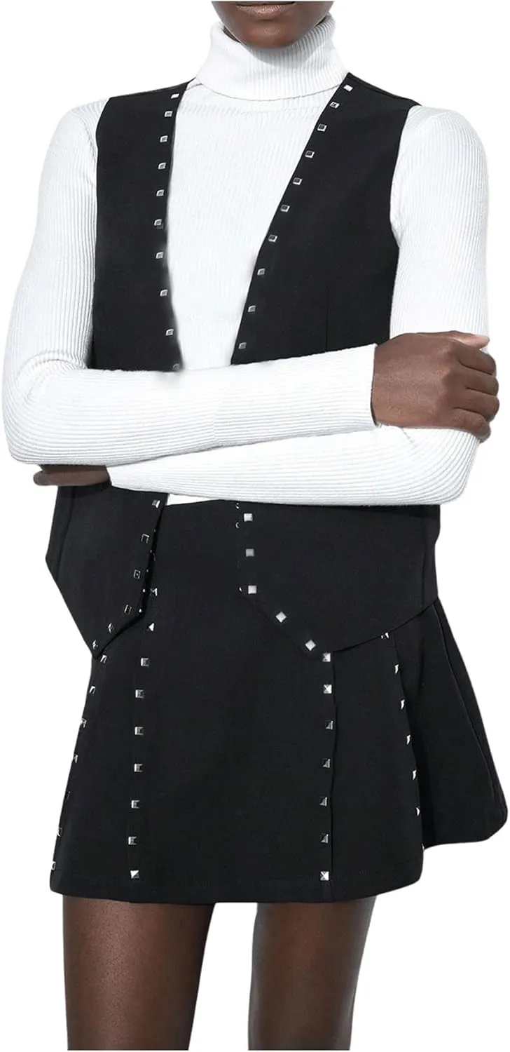 SweatyRocks Women's Y2K Pleated A-Line Mini Skirt Goth Rivet Embellished Zipper Flared Skirts